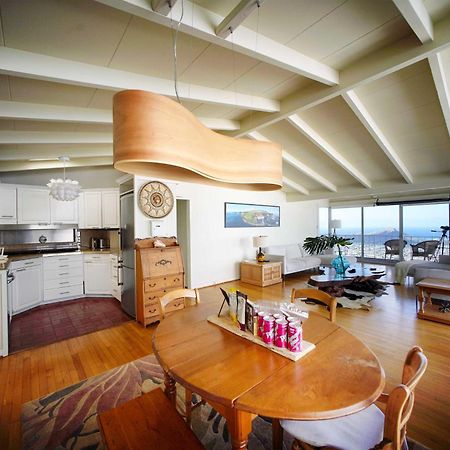 Breezy Honolulu Home Rental Ocean And Skyline Views Extérieur photo